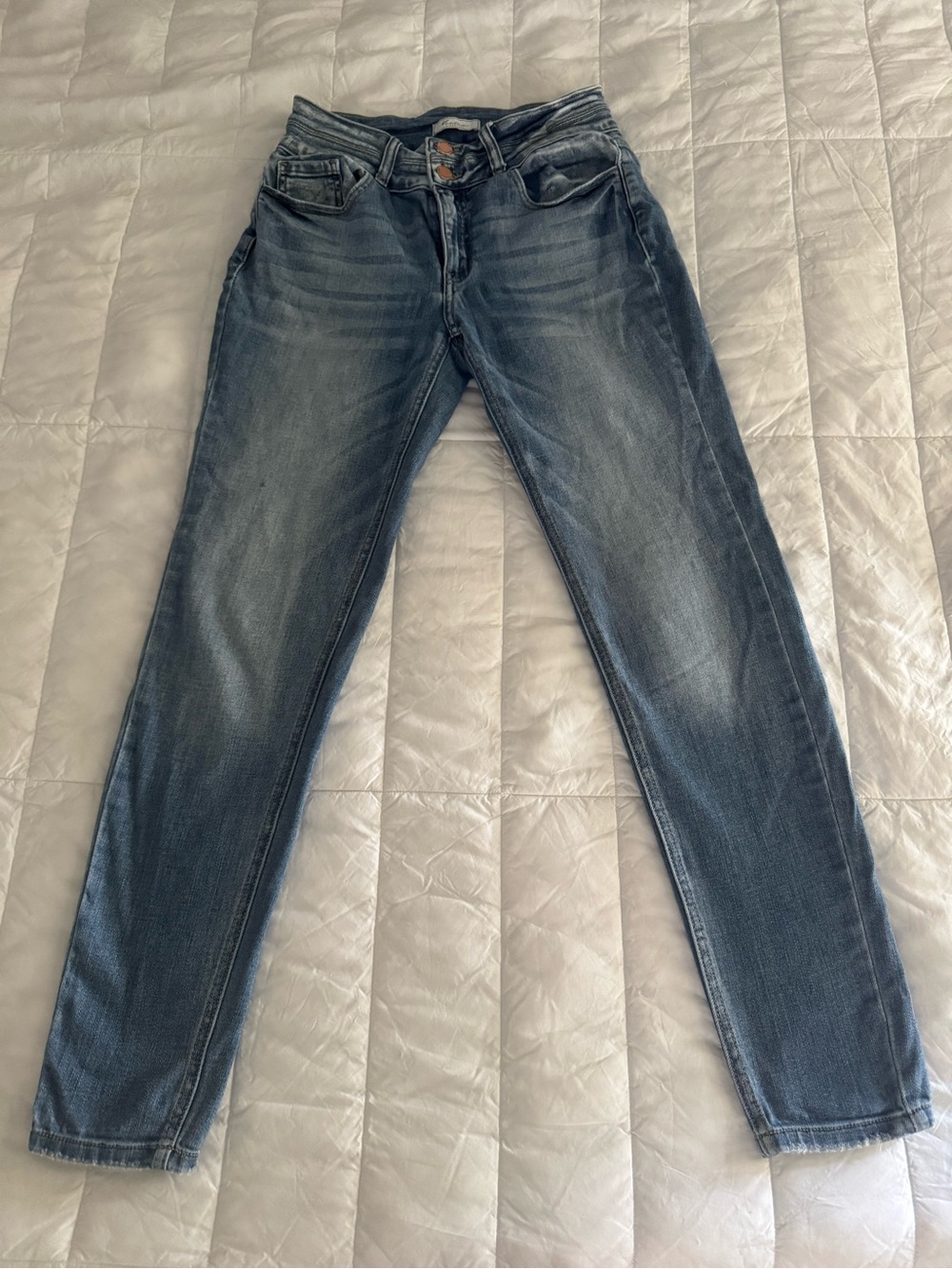 Kancan Kurvy Mid-Rise Skinny Jeans Size 28 x 31
